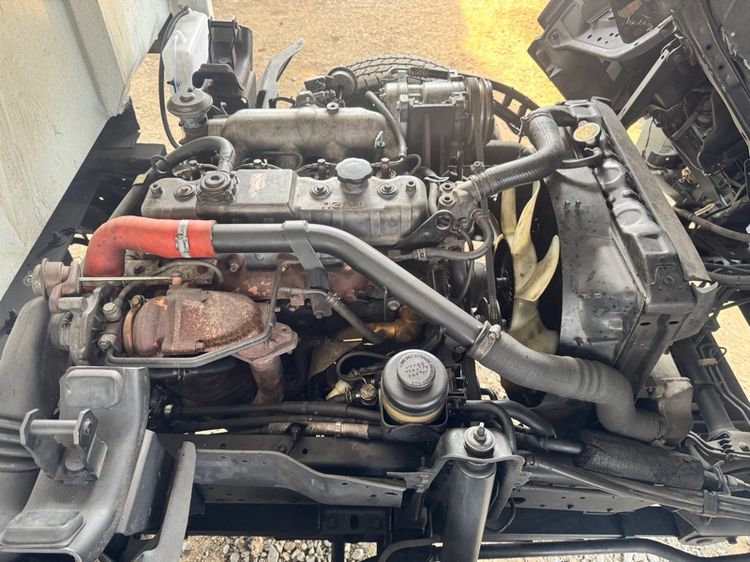 สี่ล้อไม่ติดเวลา ISUZU NKR 100 แรงม้า รูปที่ 10