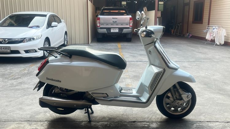 Lambretta X300 จดปี 23 ไมล์ 1842 km. รูปที่ 2