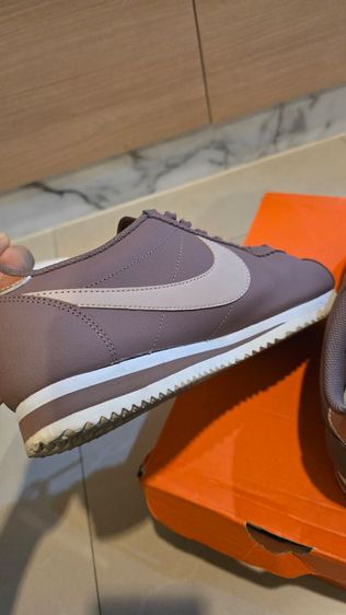 Nike shoe  รูปที่ 2
