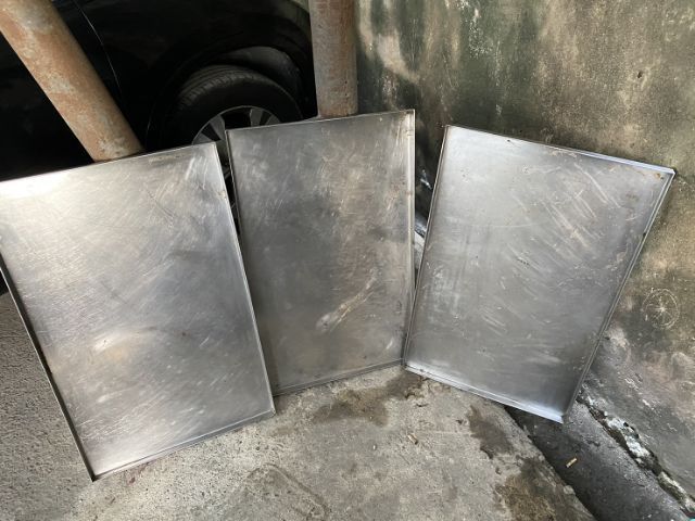 ถาดสแตนเลส