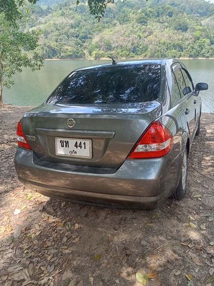 Nissan Tiida 2010 1.6 G เบนซิน ไม่ติดแก๊ส เกียร์อัตโนมัติ เทา รูปที่ 2