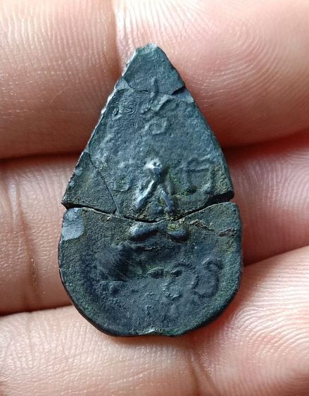 พระกลีบบัวเนื้อเมฆพัตร หลวงปู่บุญ  ดูง่ายที่สุด รับประกันแท้เอาไว้ใช้หรือเอาไว้ดูเนื้อแล้วแต่เพื่อนๆ ขอ 300-พร้อมส่ง รับประกันแท้ทุกที่ครับ  รูปที่ 7