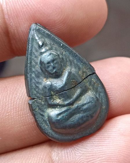 พระกลีบบัวเนื้อเมฆพัตร หลวงปู่บุญ  ดูง่ายที่สุด รับประกันแท้เอาไว้ใช้หรือเอาไว้ดูเนื้อแล้วแต่เพื่อนๆ ขอ 300-พร้อมส่ง รับประกันแท้ทุกที่ครับ  รูปที่ 3