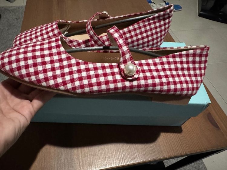 รองเท้าผู้หญิง รูปที่ 2