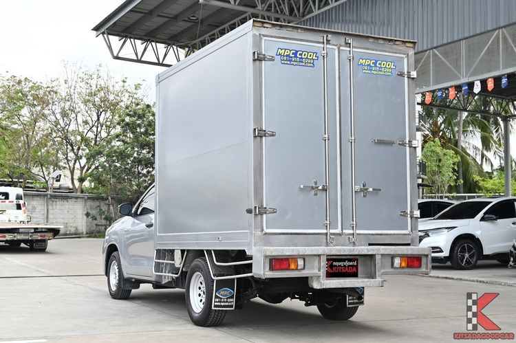 Toyota Hilux Revo 2022 2.4 Entry Pickup ดีเซล ไม่ติดแก๊ส เกียร์ธรรมดา บรอนซ์เงิน รูปที่ 3