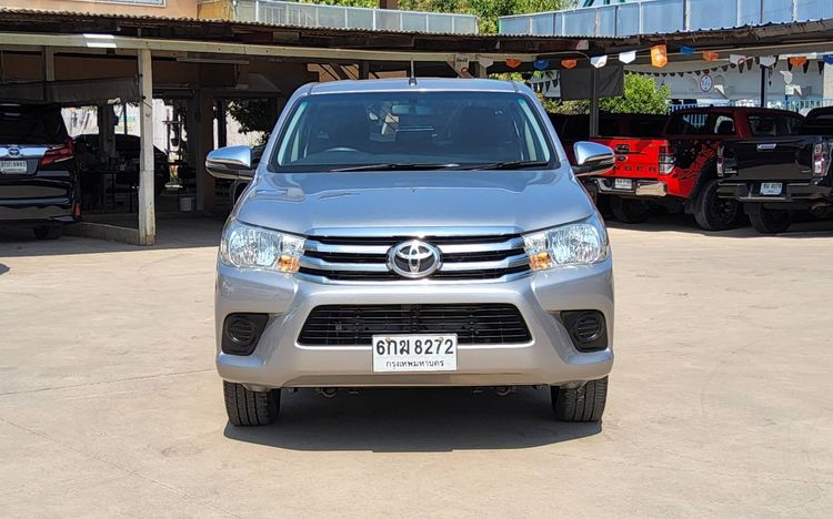 Toyota Hilux Revo 2017 2.4 J Plus Pickup ดีเซล ไม่ติดแก๊ส เกียร์ธรรมดา เทา รูปที่ 2