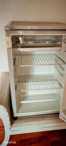 ขายตู้เย็นมินิบาร์ toshiba 3.0คิว รูปที่ 7