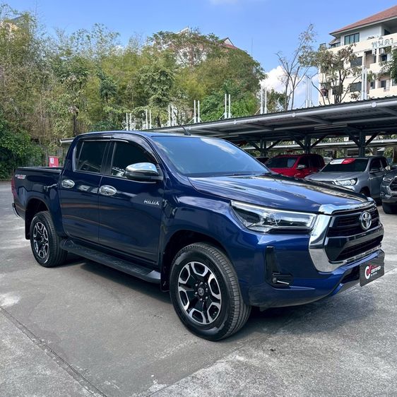 รถ Toyota Hilux Revo 2.4 Prerunner Mid สี น้ำเงิน