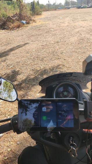 2025 ระบบนําทางรถจักรยานยนต์ Carplay TPMS เชื่อมต่อโทรศัพท์มือถือกันน้ํา 6 นิ้ว Voice รูปที่ 2