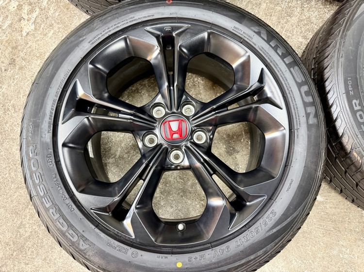 ล้อแม็ก HONDA CIVIC RS ขอบ 17” สภาพสวยสีเดิม ยาง ARISUN 225-50R17 ปี 25 ตุ่มหน้ายางยังอยู่ครบ รูปที่ 5