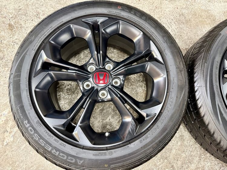 ล้อแม็ก HONDA CIVIC RS ขอบ 17” สภาพสวยสีเดิม ยาง ARISUN 225-50R17 ปี 25 ตุ่มหน้ายางยังอยู่ครบ รูปที่ 7