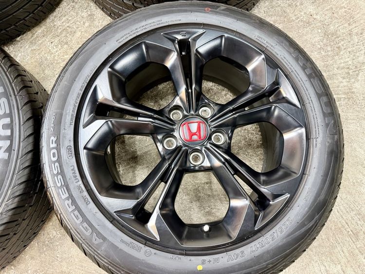 ล้อแม็ก HONDA CIVIC RS ขอบ 17” สภาพสวยสีเดิม ยาง ARISUN 225-50R17 ปี 25 ตุ่มหน้ายางยังอยู่ครบ รูปที่ 6