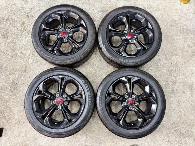 ล้อแม็ก HONDA CIVIC RS ขอบ 17” สภาพสวยสีเดิม ยาง ARISUN 225-50R17 ปี 25 ตุ่มหน้ายางยังอยู่ครบ รูปที่ 4
