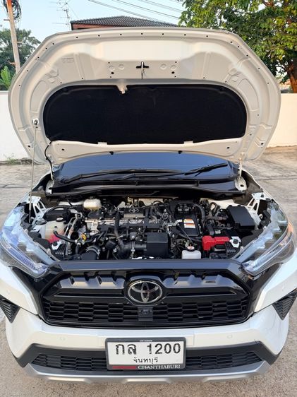 Toyota Corolla Cross 2024 1.8 HEV GR Sport Sedan ไฮบริด ไม่ติดแก๊ส เกียร์อัตโนมัติ ขาว รูปที่ 4