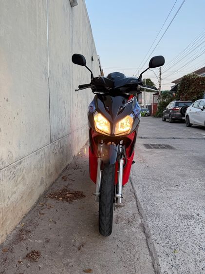 2011 Honda Click i หัวฉีด ตัวล้อแม็ค สีดำแดง สภาพเอี่ยมๆ ชุดสีสวย ใหม่ๆ