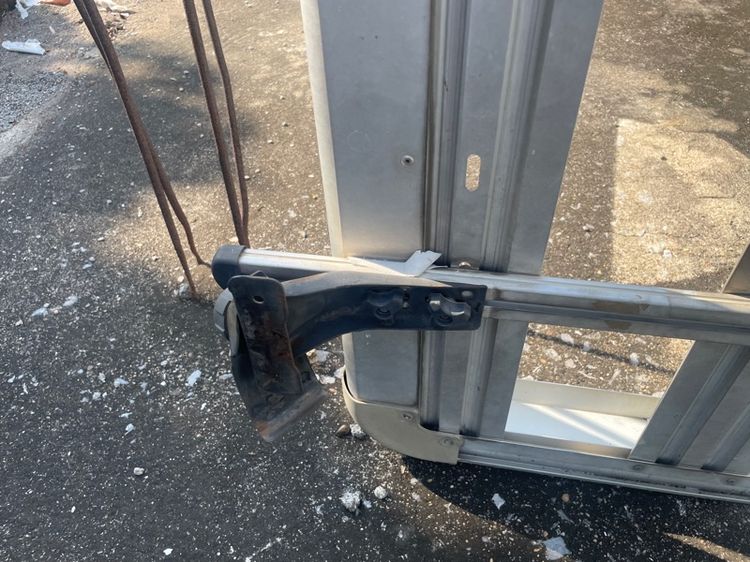 ถาดแร็คหลังรถคาอลูมิเนียม ขนาดใหญ่ รูปที่ 5