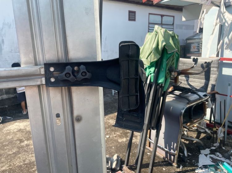 ถาดแร็คหลังรถคาอลูมิเนียม ขนาดใหญ่ รูปที่ 3