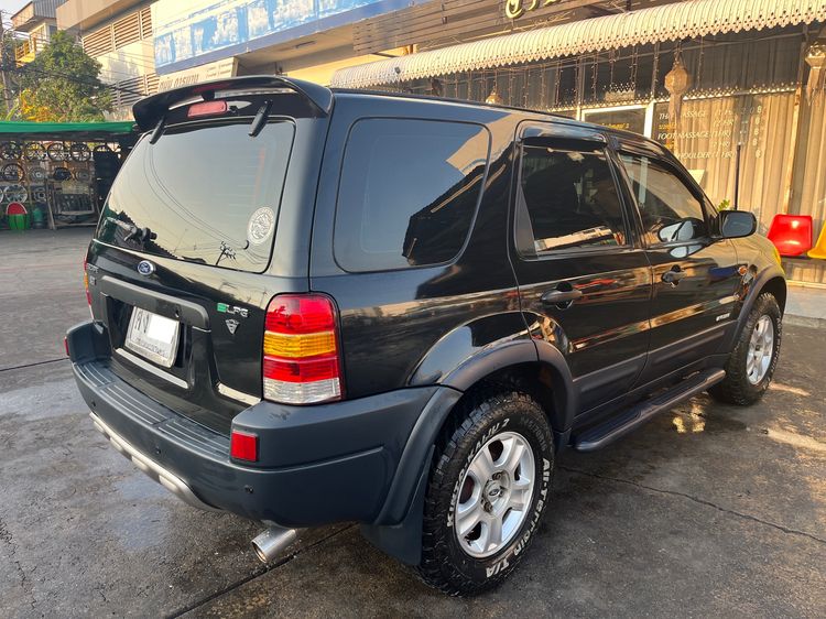 Ford Escape 2004 2.3 XLT Utility-car เบนซิน LPG เกียร์อัตโนมัติ ดำ รูปที่ 3