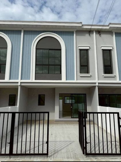 ชีวาโฮม กรุงเทพ-ปทุม  พรีเมียมทาวน์โฮม สไตล์ New York  2