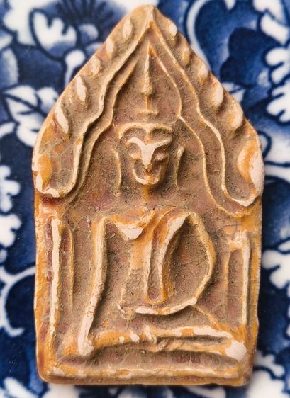 พระเกจิเนื้อเก่าค่ะ