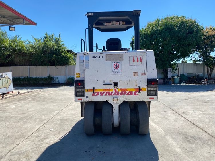 รถบดล้อยาง 9ล้อ  DYNAPAC รุ่น CP142 รถเก่านอกนำเข้า  รูปที่ 4
