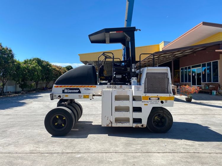 รถบดล้อยาง 9ล้อ  DYNAPAC รุ่น CP142 รถเก่านอกนำเข้า  รูปที่ 6