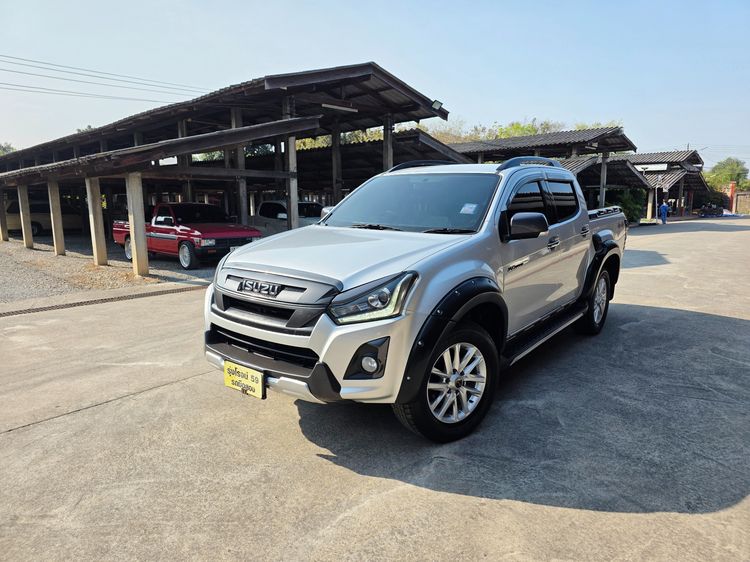 Isuzu D-MAX 2018 3.0 V-Cross Max Z Prestige 4WD Pickup ดีเซล ไม่ติดแก๊ส เกียร์ธรรมดา เทา รูปที่ 2