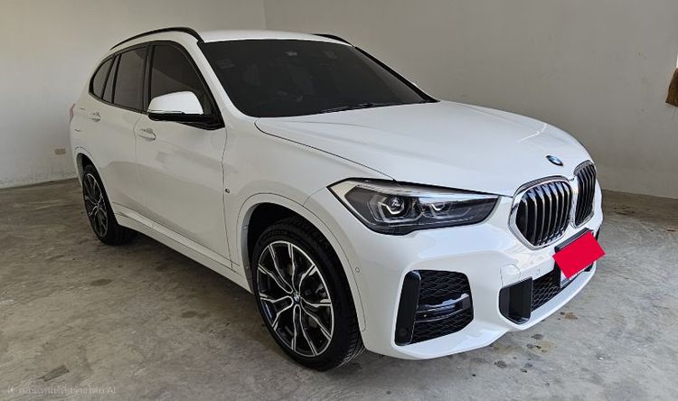 BMW X1 2021 2.0 sDrive20d M Sport ดีเซล เกียร์อัตโนมัติ ขาว รูปที่ 2