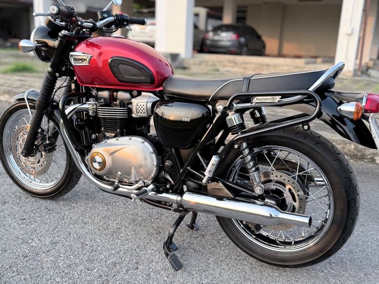 Triumph Bonneville T100 รูปที่ 7