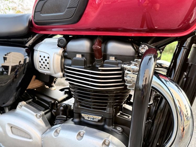Triumph Bonneville T100 รูปที่ 9