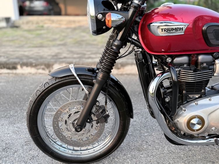 Triumph Bonneville T100 รูปที่ 3