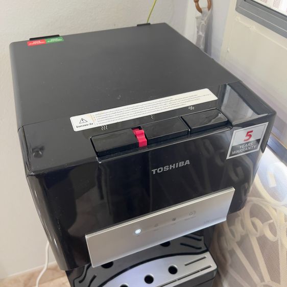 TOSHIBA ตู้ทำน้ำร้อนเย็น รุ่น RWF-W2035UVBTH ถังน้ำด้านล่าง - มือสอง (Used) รูปที่ 2