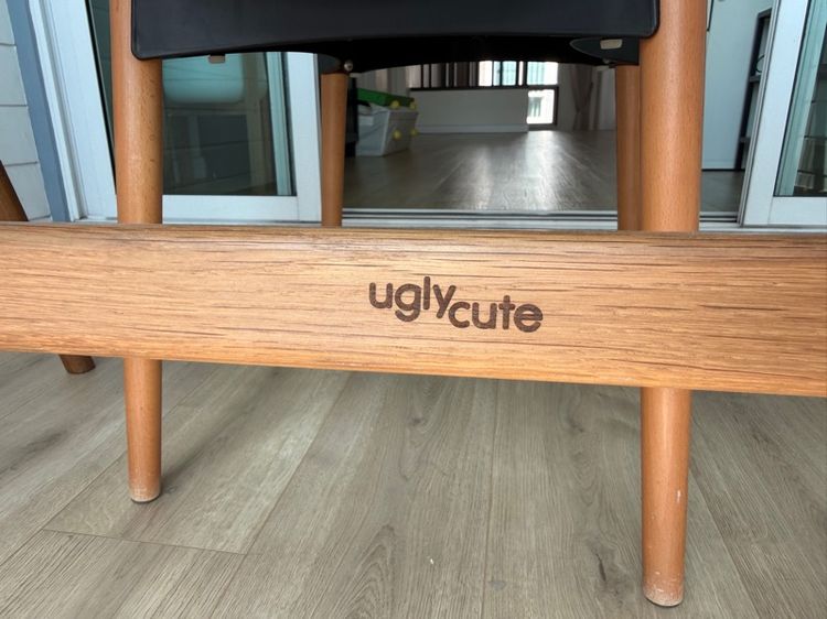 โต๊ะเขียนหนังสือ โต๊ะทำงานไม้ Minimal brand UGLY CUTE รูปที่ 9
