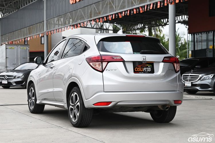 Honda HR-V 2015 1.8 EL Utility-car เบนซิน ไม่ติดแก๊ส เกียร์อัตโนมัติ บรอนซ์เงิน รูปที่ 3