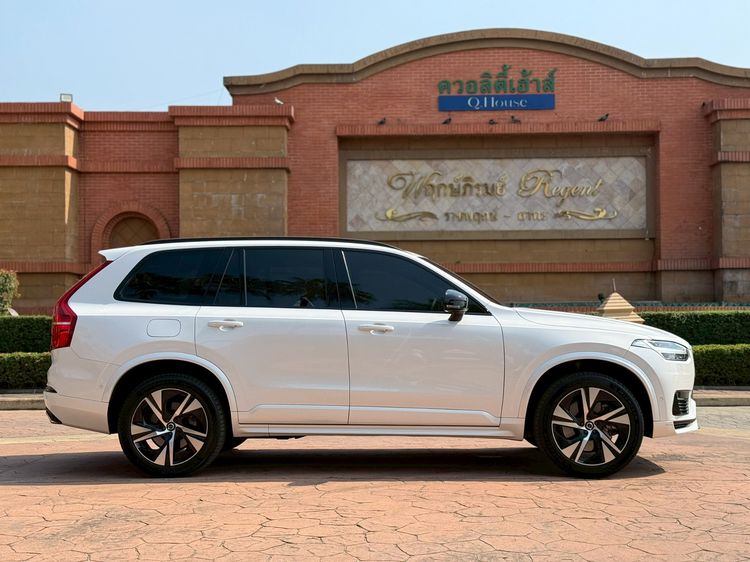 Volvo XC90 2021 2.0 T8 R-Design 4WD Utility-car เบนซิน เกียร์อัตโนมัติ ขาว รูปที่ 3