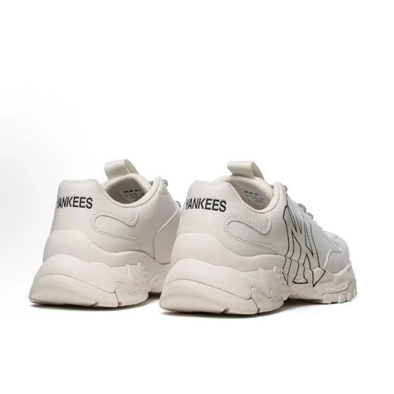 ขายรองเท้า รูปที่ 2