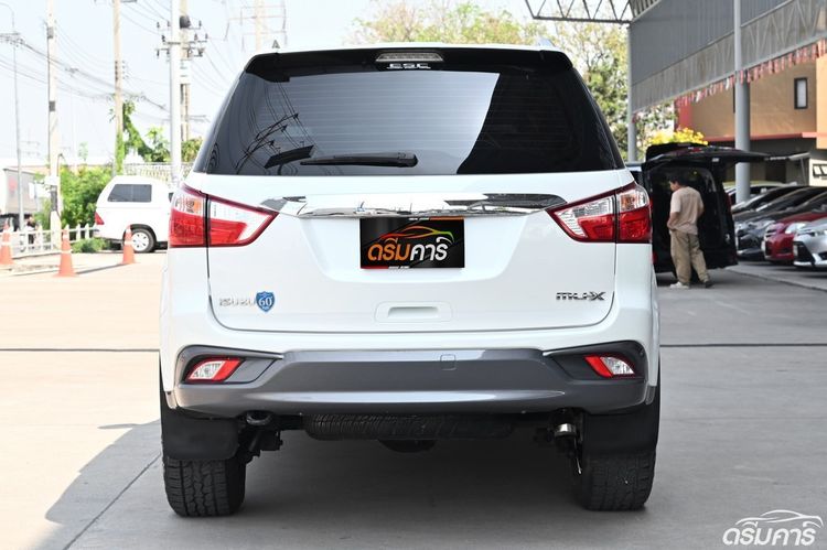 Isuzu MU-X 2017 1.9 Utility-car ดีเซล ไม่ติดแก๊ส เกียร์อัตโนมัติ ขาว รูปที่ 4