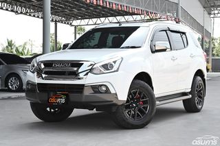 รถครอบครัวมือสอง Isuzu MU-X 1.9 DVD ปี 2017 โฉม Minorchange เครื่องดีเซลประหยัดน้ำมัน (AII)