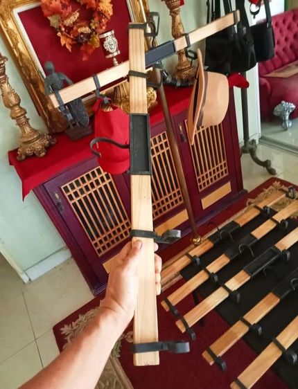  USA.ชุดแขวนของ..วินเทจ..นำเข้าจากอเมริกา ไม้จริงเหล็กแท้ยาว 24 นิ้วสภาพใหม่ยังไม่เคยโชว์หรือใช้งาน รูปที่ 3