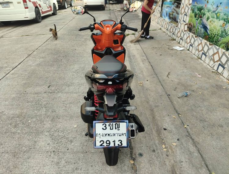 🛵ยังไงก็ขาย CLICK150 i ปี 64 เครื่องดี สีสวย สตาร์ทมือ กุญแจรีโมท เล่มชุดโอนครบ+เปลี่ยนถ่ายน้ำมันเครื่องฟรี ส่งฟรี30 ก.ม รูปที่ 5