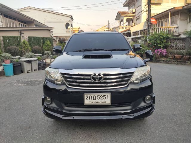 รถ Toyota Fortuner 2.5 G VNT 2WD Champ Midnight Shine สี ดำ