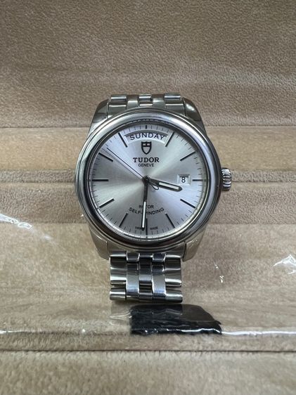 Tudor day date รูปที่ 2