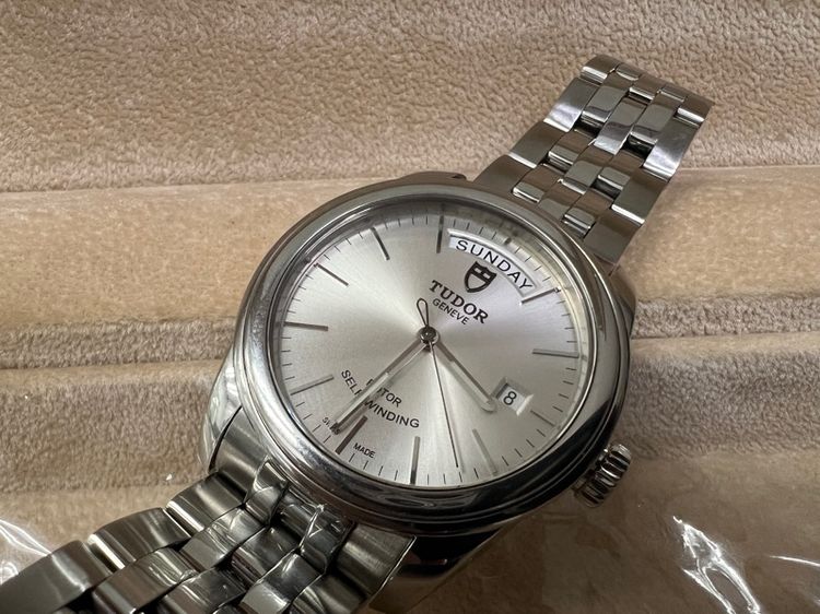 Tudor day date รูปที่ 5