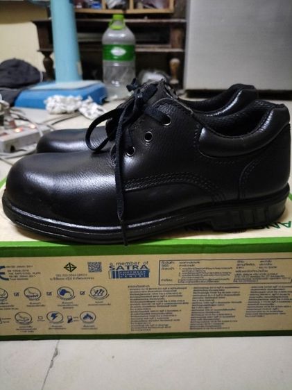 รองเท้าเซฟตี้ ยี่ห้อ แพงโกลีน เบอร์ 40 