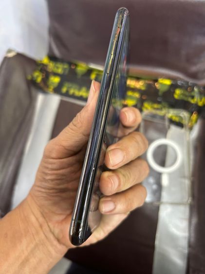 ขาย iPhone 11promax 64g th สุขภาพแบตเตอรี่81 ไม่เคยซ่อม  ไม่มีตำหนิ มีแค่เครื่อง นัดรับ กทม  ปลายทาง ผ่านแอด ราคา 6900 บาท tel 0944561554 รูปที่ 3