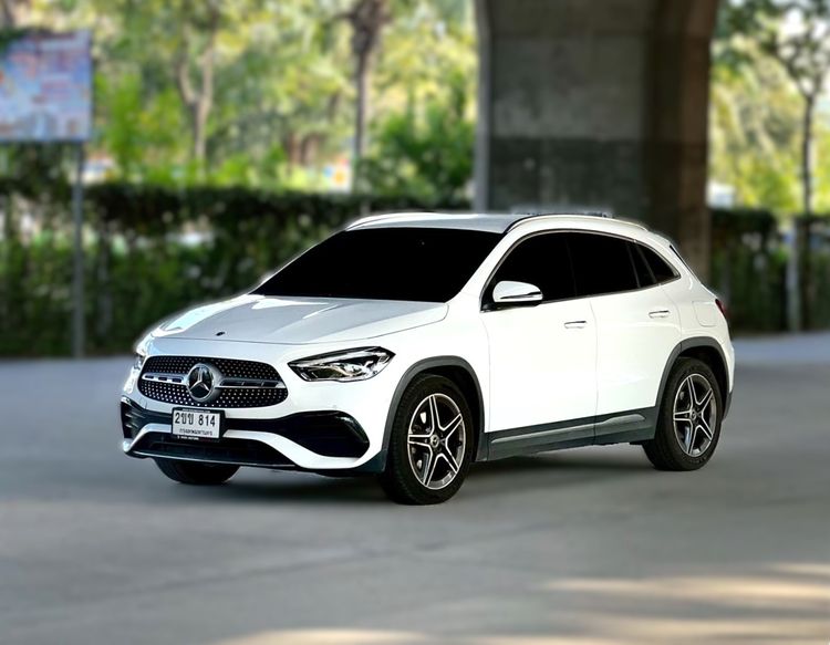 รถ Mercedes-Benz GLA-Class GLA200 สี ขาว