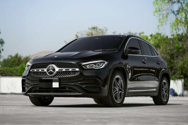 Mercedes-Benz GLA-Class 2022 GLA200 Sedan เบนซิน เกียร์อัตโนมัติ ดำ