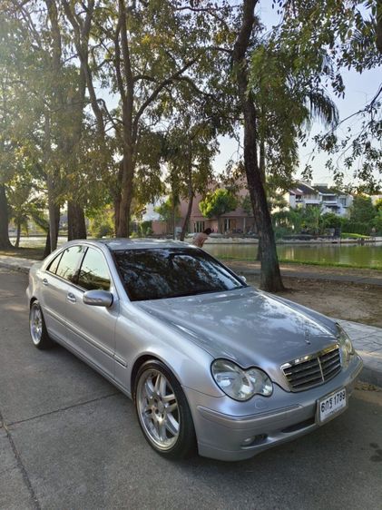 Mercedes-Benz C-Class 2002 C180 Sedan เบนซิน เกียร์อัตโนมัติ บรอนซ์เงิน รูปที่ 3