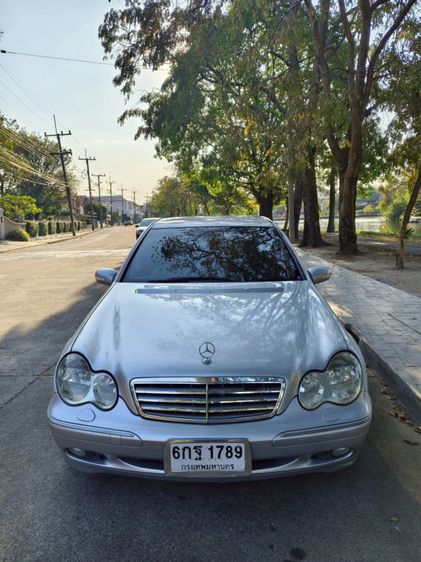 Mercedes-Benz C-Class 2002 C180 Sedan เบนซิน เกียร์อัตโนมัติ บรอนซ์เงิน รูปที่ 2