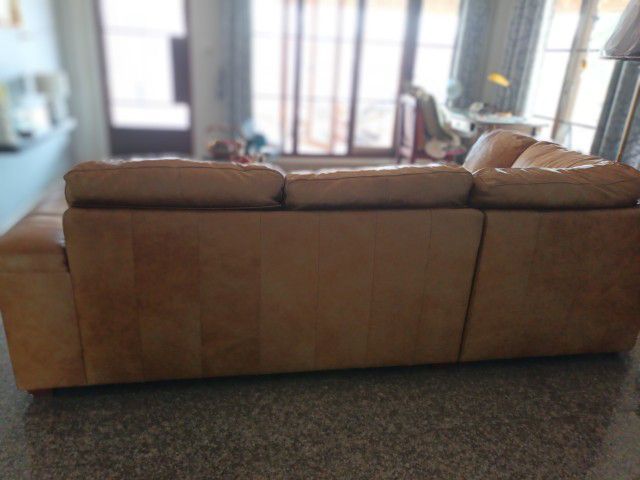 เฟอร์นิเจอร์แบรนด์ดังมือ2